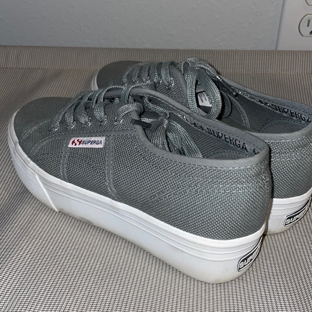 Superga grey platform tennis shoes, size 6